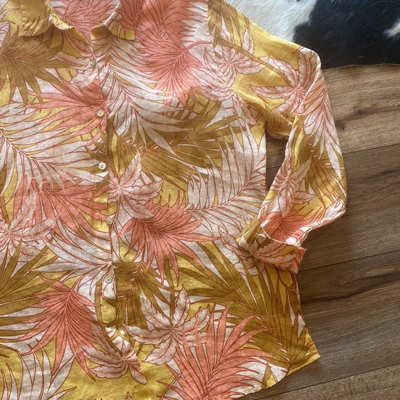 Tahari linen oversized button-up shirt tropical print - Picture 3 of 10